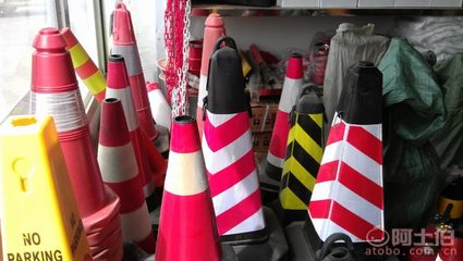 WTSM新疆交通設(shè)施停車場設(shè)施 SL-001O/A/K車位鎖產(chǎn)品介紹